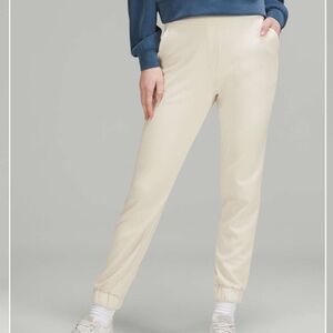 Lululemon Softstreme Relaxed High-Rise Pant
